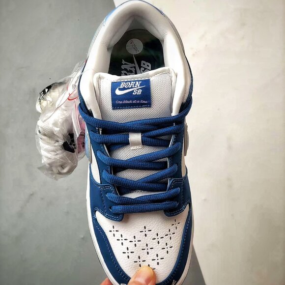 Born X Raised x Nike Dunk SB Low One Block At A Time - Picture 2 of 9